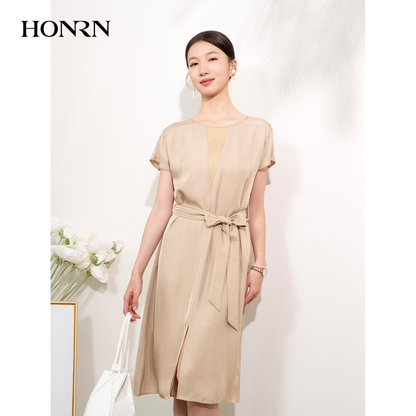 HONRN/红人系带收腰a字连衣裙
