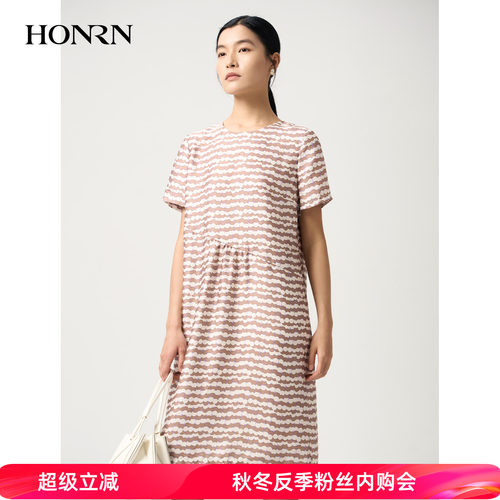 红人夏季优雅印花圆领短袖连衣裙