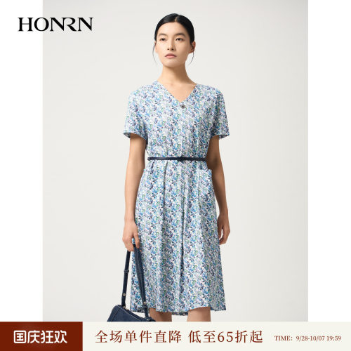 红人夏季V领碎花纯棉A字连衣裙