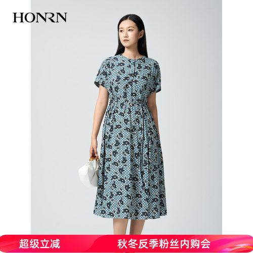 红人夏季碎花橡筋腰显瘦连衣裙