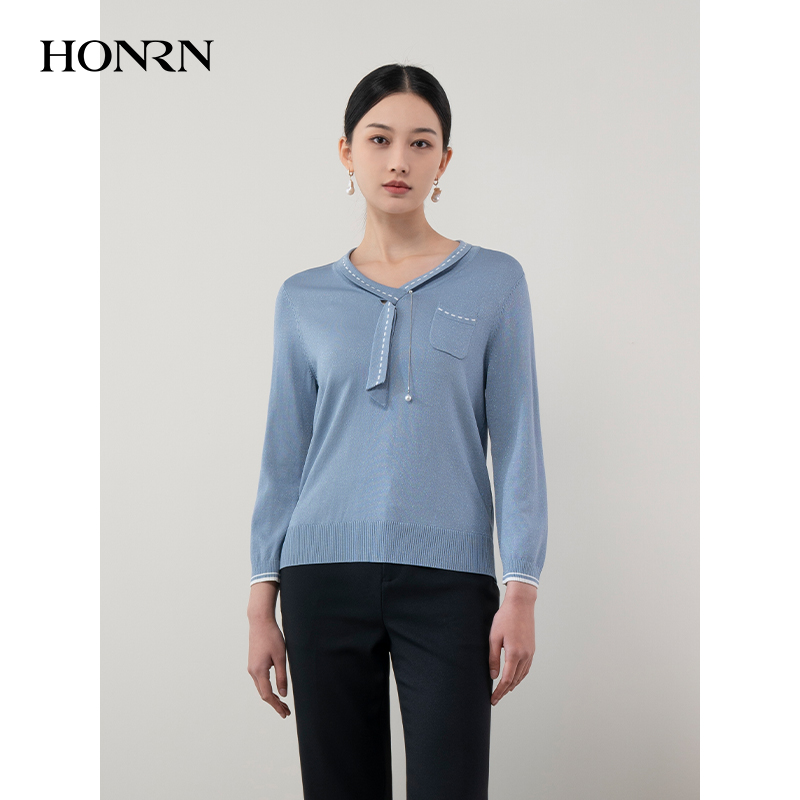 HONRN/红人休闲蓝色修身v领薄款套头针织衫上衣女春秋HH11OM666