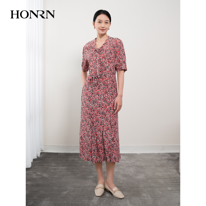 HONRN/红人收腰显瘦连衣裙