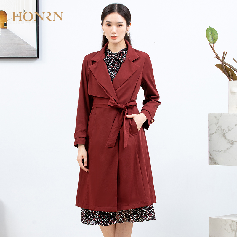 HONRN/红人休闲酒红色修身系带收腰西装领风衣外套中长款女春秋款