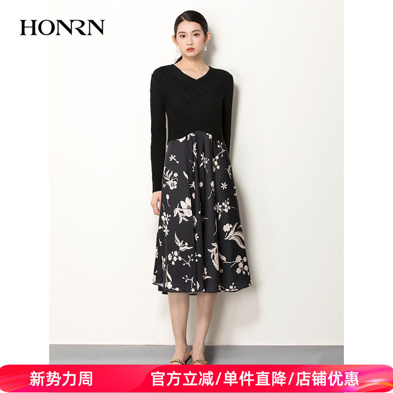 HONRN/红人春秋季v领长袖针织拼接修身显瘦毛衫连衣裙女HH11OL631