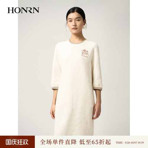 HONRN/红人提花圆领直筒连衣裙