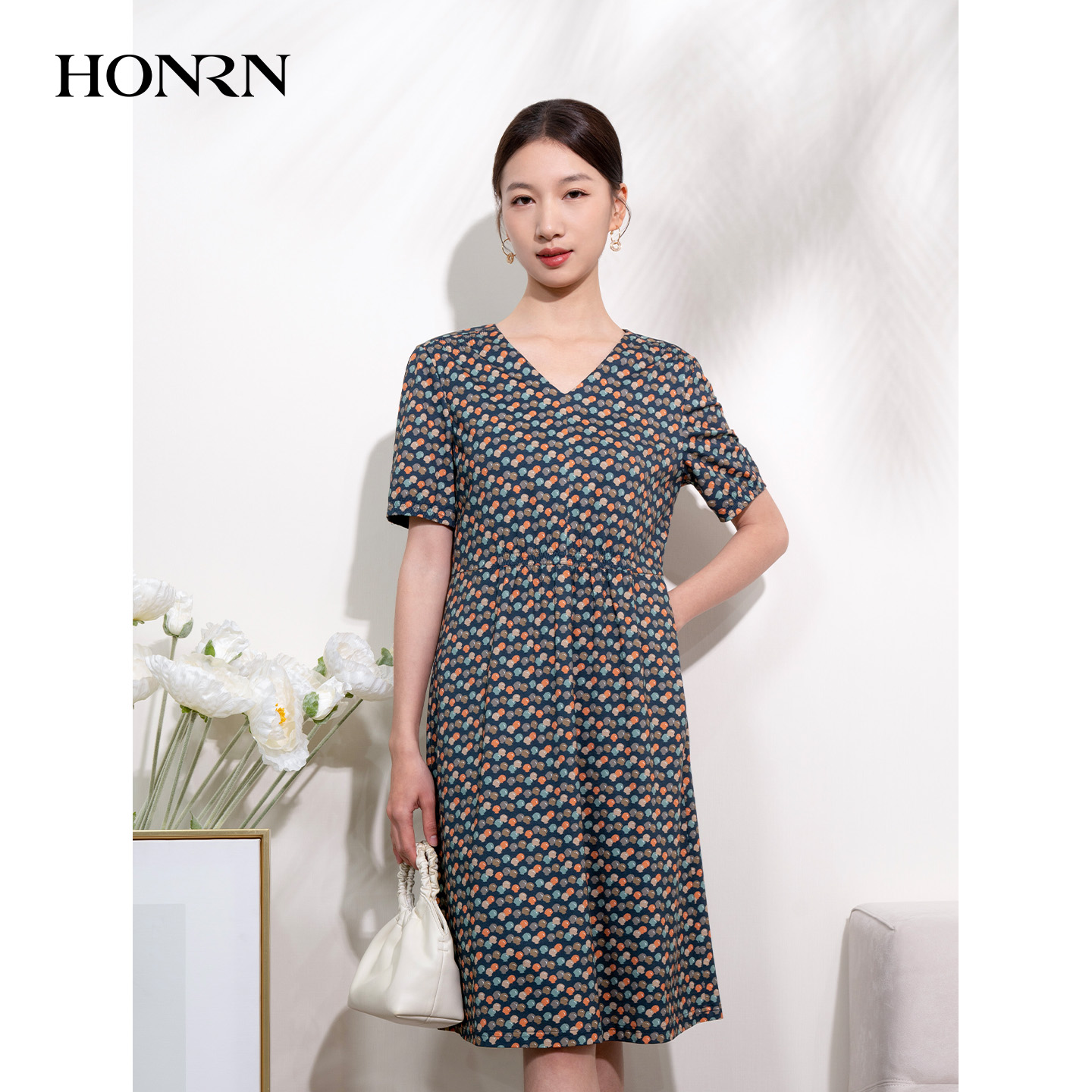 HONRN/红人印花v领短袖连衣裙