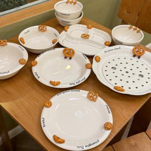 米家25年新款 可爱浮雕面包系列陶瓷釉下彩餐具高颜值米饭碗分餐盘