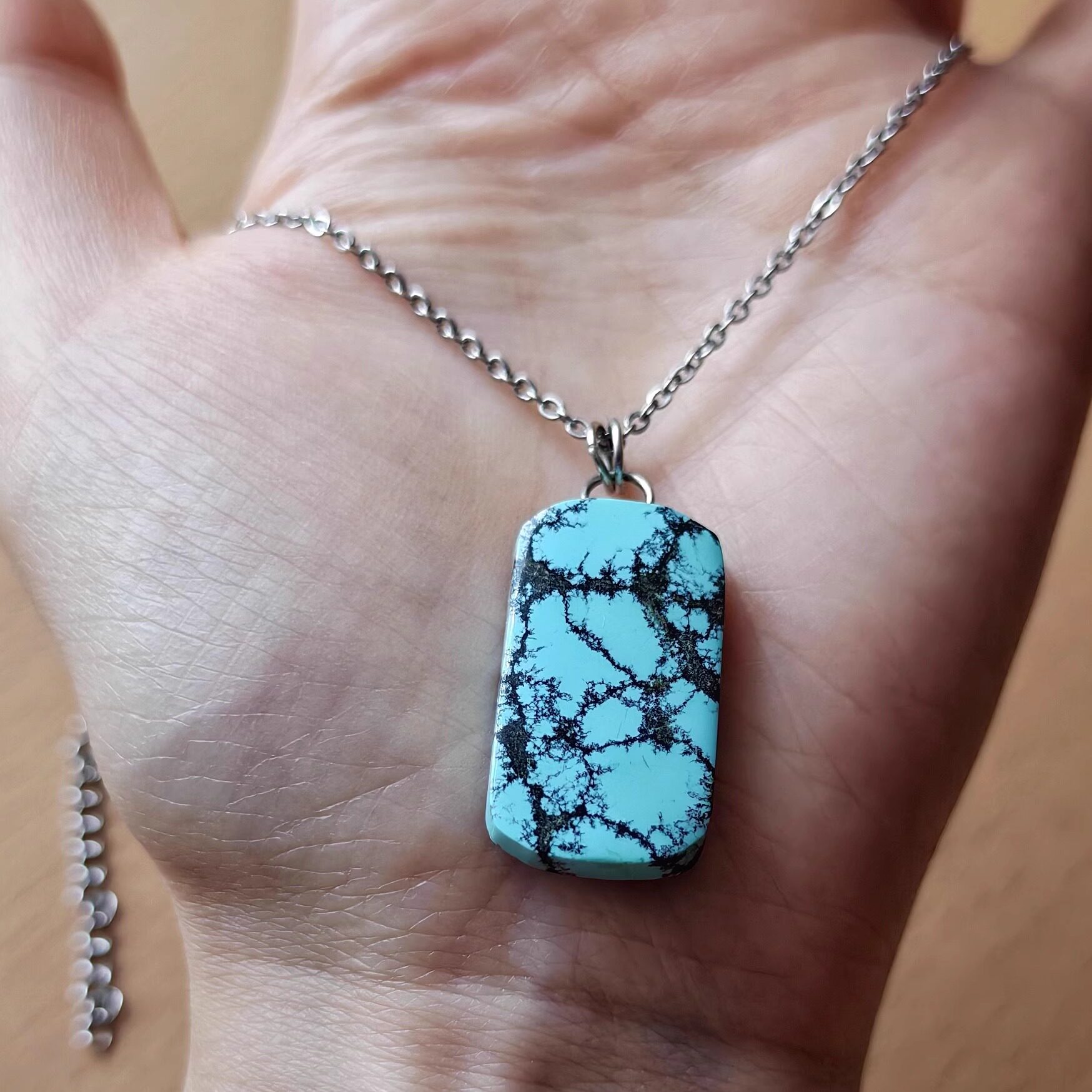 天然绿松石吊坠蓝绿方牌项链高瓷原矿瓷釉级原石小众文玩饰品首饰