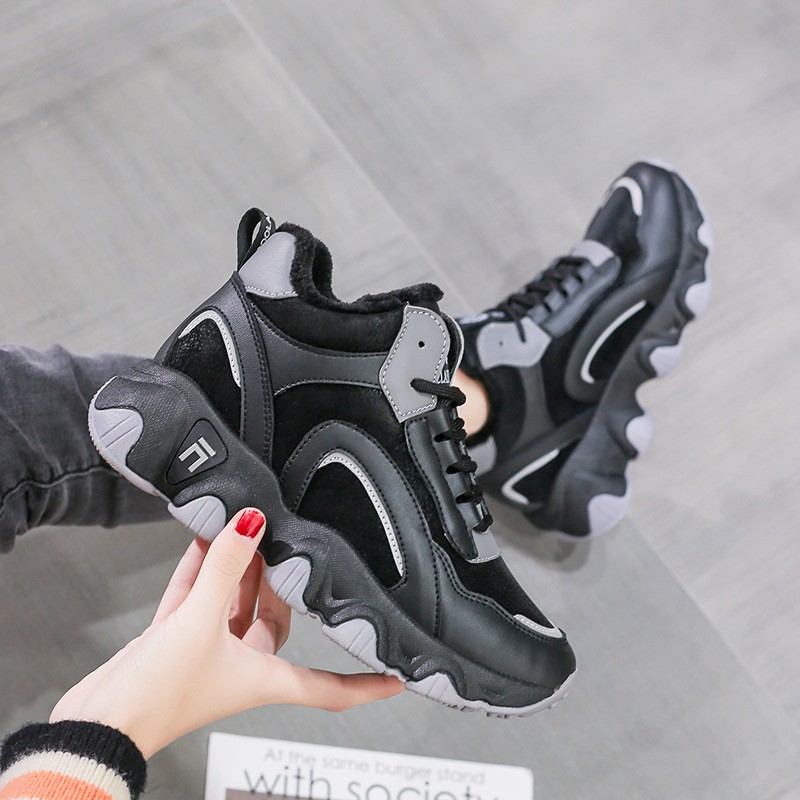 2025秋季新款女鞋子百搭ins潮爆款学生校园软底轻便运动鞋KT5kl71