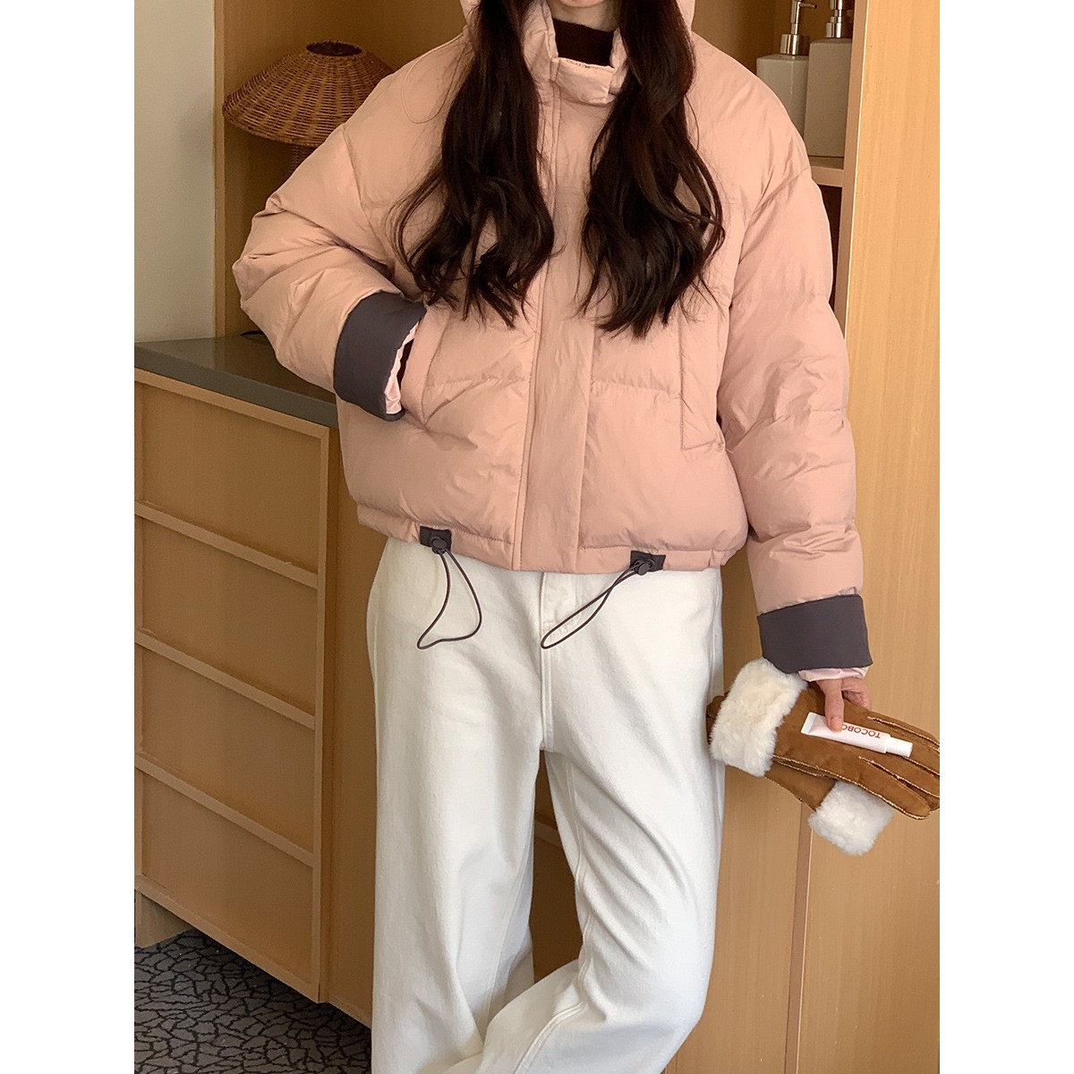 连帽羽绒服女冬季2025新款小众撞色拼接白鸭绒保暖外套ce25