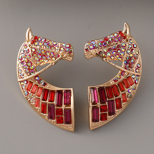 中古设计师款奢华满钻复古高级贵气马年马头耳钉个性欧美时尚
