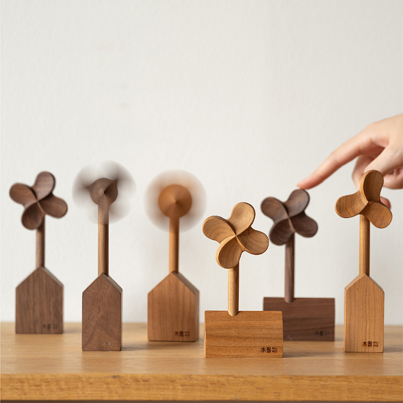 mumo实木风车摆件办公室