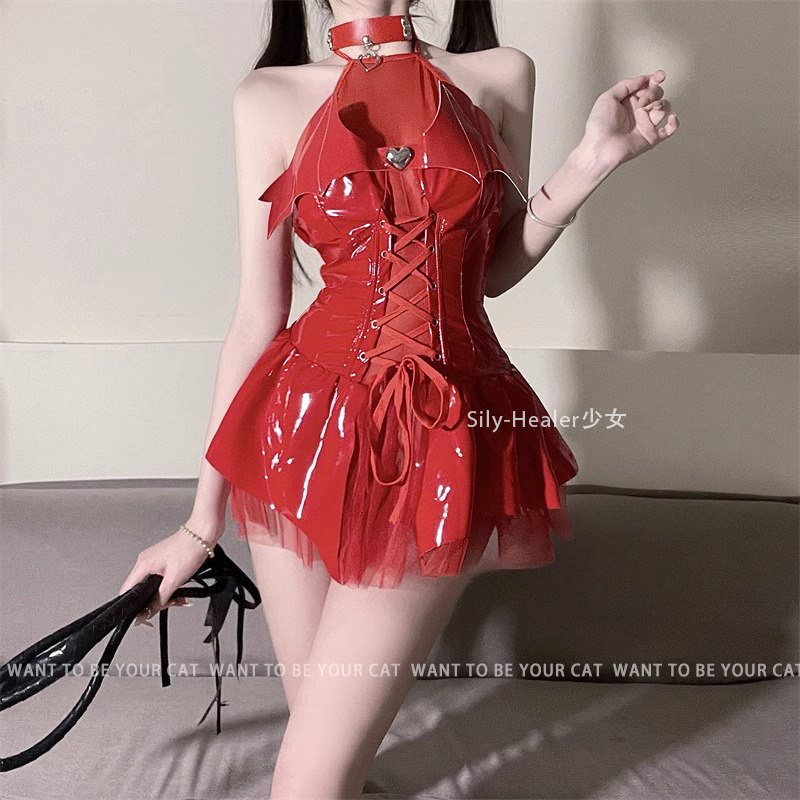 红色小恶魔万圣节cos服装女性感漆皮短裙魅魔cos角色制服二次套装