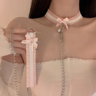 蕾丝蝴蝶结项圈猫咪铃铛狗choker颈带少女高级感牵引绳情趣锁骨链