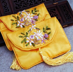 丝绸首饰袋 民族风手工绣花拉链流苏布艺首饰袋 佛珠袋正黄色