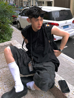 Aurocean无袖刺绣破洞背心