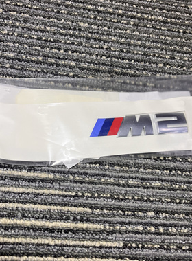 宝马新款 M2G87 M3G80 M4G82 M5F90 原厂正品黑色雷霆字标尾标