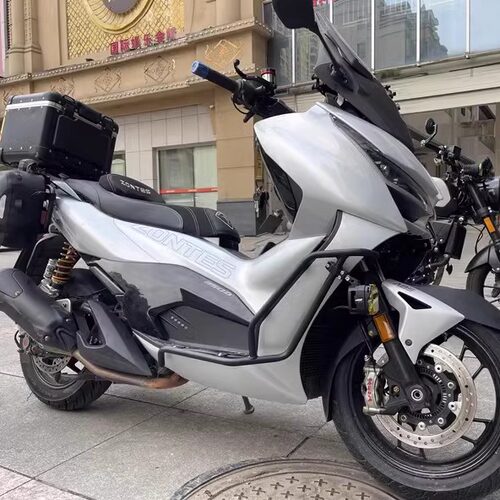 改装350E150d防摔杠适用升仕
