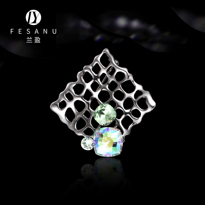 兰盈奥地利水晶胸针轻奢小众