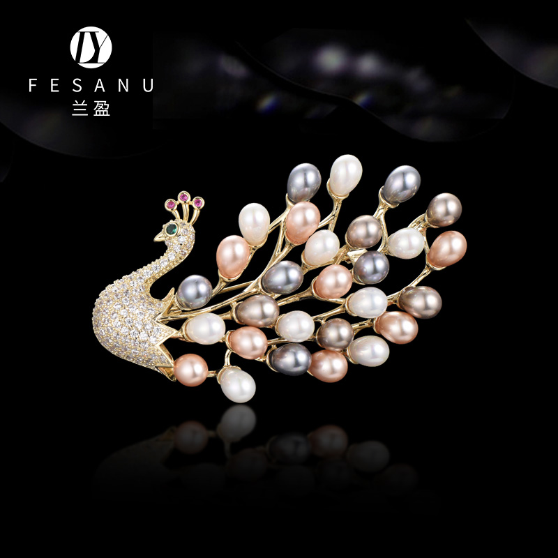 兰盈孔雀水晶胸针轻奢小众胸花