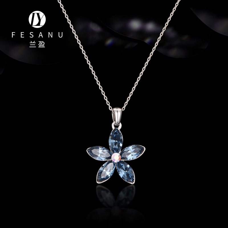 水晶个性小众风爱心挂坠锁骨链