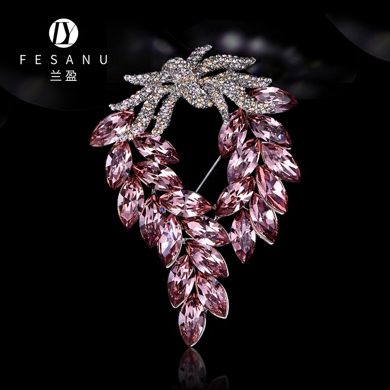 兰盈奥地利水晶胸针欧美风胸花女毛衣链双用丝巾扣ol西装配饰品|ruв категории Украшения,ювелирные изделия, брошь - от Buy2taobao.com для оказания профессиональной услуги покупки агента Taobao