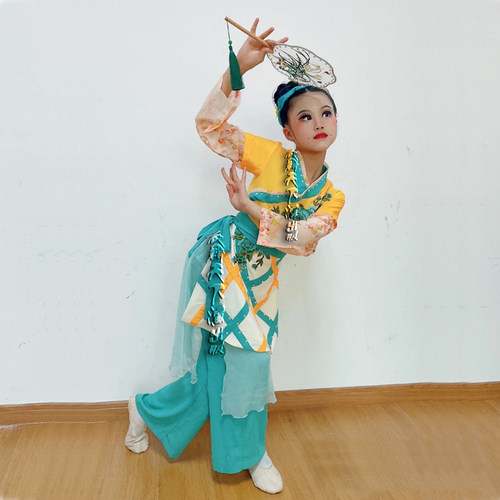 儿童古典舞表演服中国风
