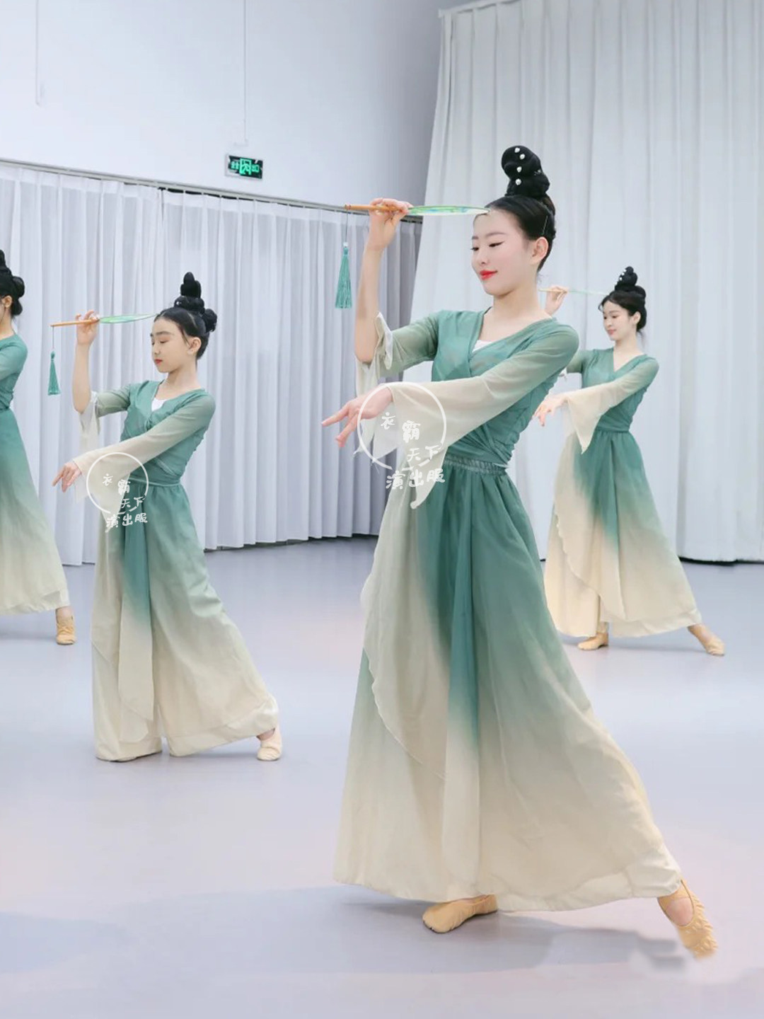 汉唐舞醉清波舞蹈服绿萝裙古典舞飘逸套装纱衣春三月人间烟火服装