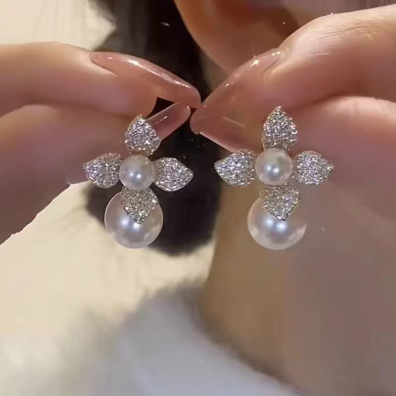 日本轻奢锆石花朵珍珠耳环女小众高级感时尚百搭气质耳钉新款耳饰