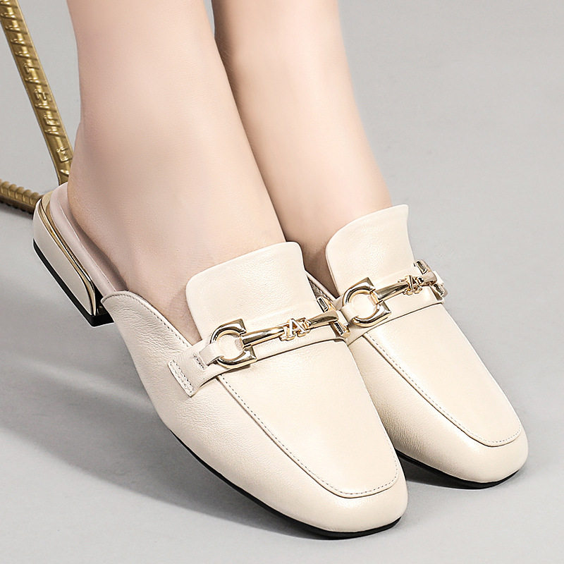 撤柜夏季包头拖鞋女大码- 外穿时尚平底一字拖牛皮透气凉拖鞋