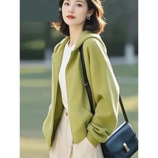 撤柜加绒连帽卫衣女休闲洋气高档女装外套时尚秋冬季新款宽松开衫