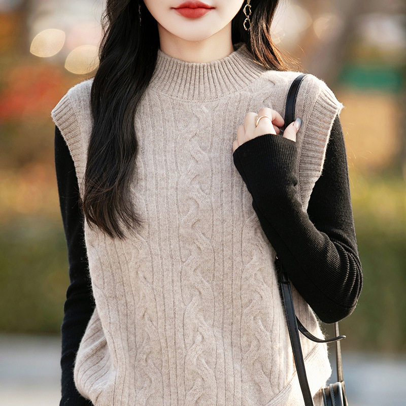 撤柜秋冬新款半高领纯羊毛衫马夹女宽松显瘦扭花加厚马甲背心坎肩