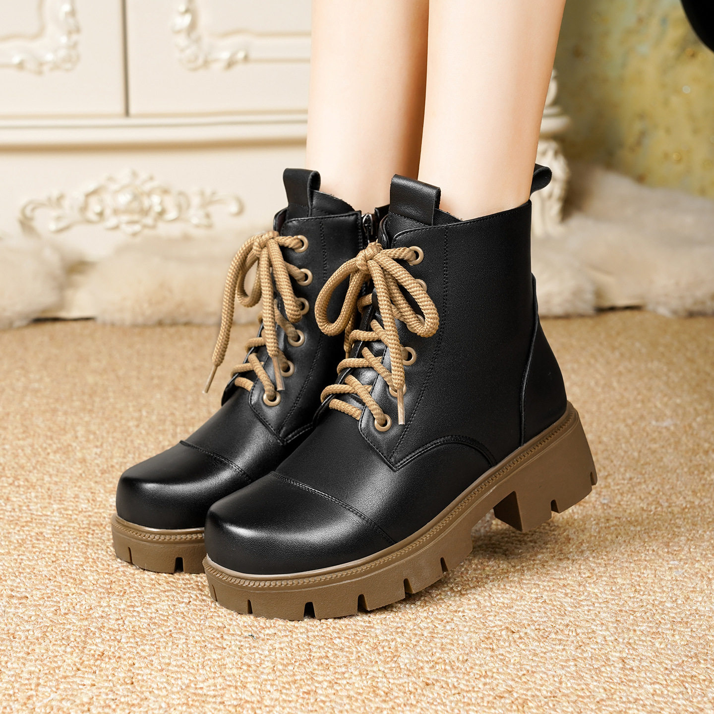 撤柜真皮马丁靴女新款冬季加绒大码短靴羊毛厚底大棉靴东北棉鞋子