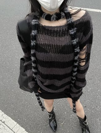 23SS小众仿貂毛黑灰条纹细围巾秋冬长款毛绒凹造型装饰亚比围脖女