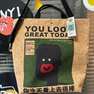 阿福日记软木潮牌挎包单肩斜挎包大容量通勤小包女甜酷可爱帆布包