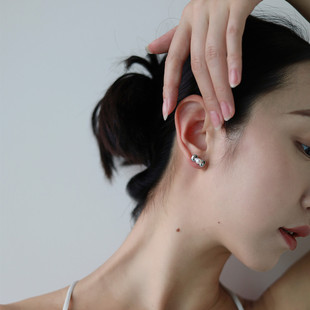 【小器饰品】新款18k镀白金 蝴蝶结珍珠耳钉 一微米厚镀不易掉色