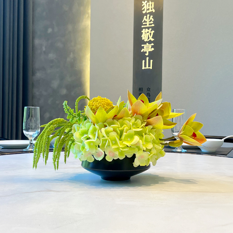 餐厅圆桌桌花饭店餐桌花摆花仿真花酒店餐桌转盘中间装饰花艺摆件