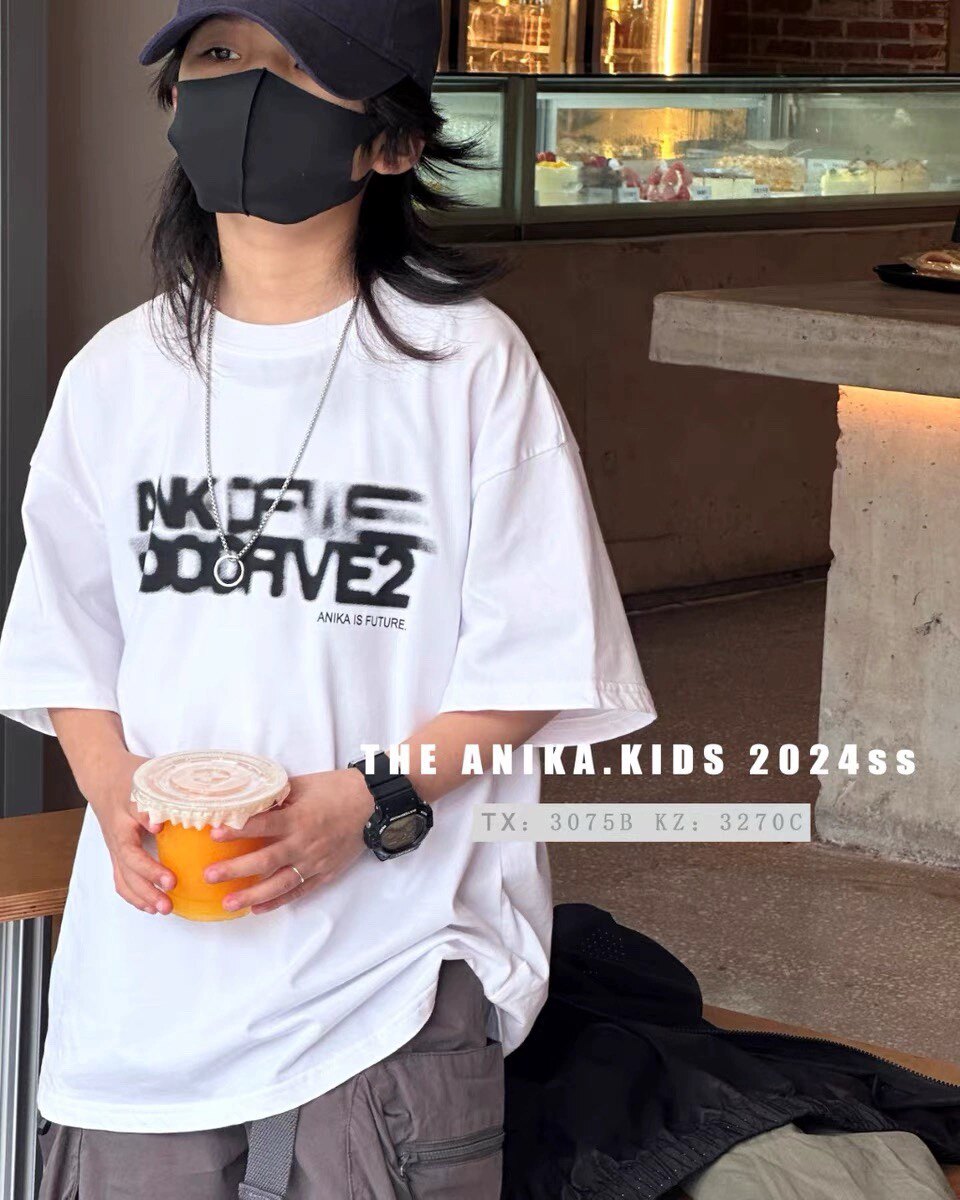 波拉韩国童装2024夏儿童潮范男女童短袖t恤简约宽松阔版t亲子