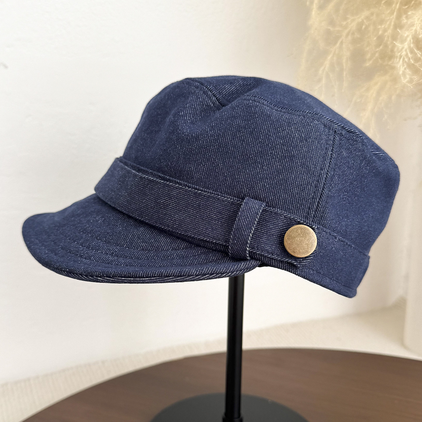 2026春夏新款日系复古牛仔平顶鸭舌帽男女百搭金属扣显脸小报童帽