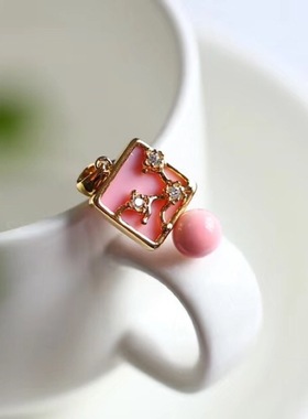 珠宝女皇贝925银镀厚金吊坠