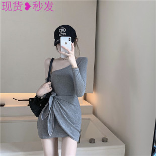 2025年秋装新款韩版修身女春秋长袖裙子设计感斜肩露肩包臀连衣裙