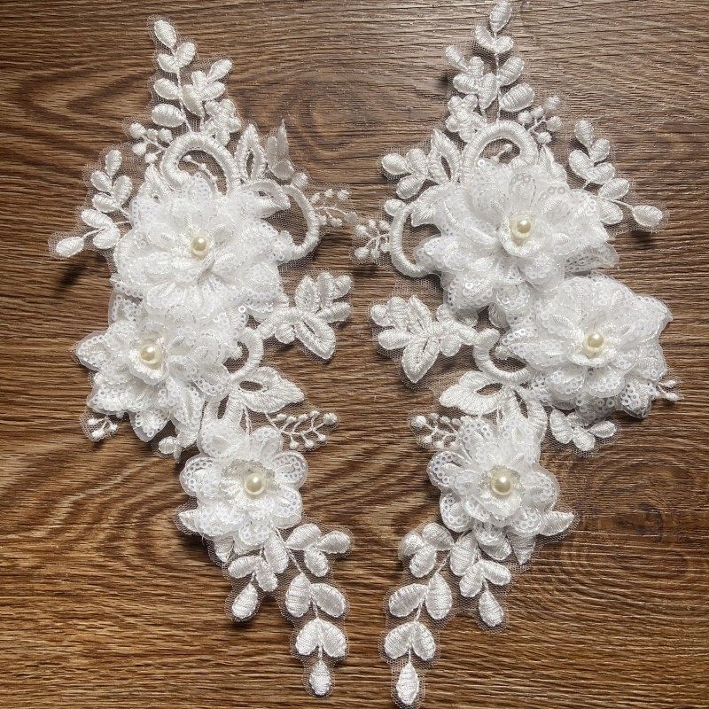 包邮白色网布蕾丝刺绣贴花婚纱礼服胸花手工装饰舞蹈服贴片材料