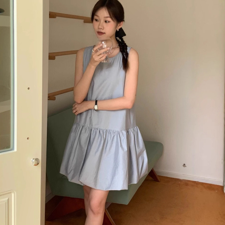 实拍夏季新品韩系小众设计无袖背心女生减龄蓬蓬花苞连衣裙纯色
