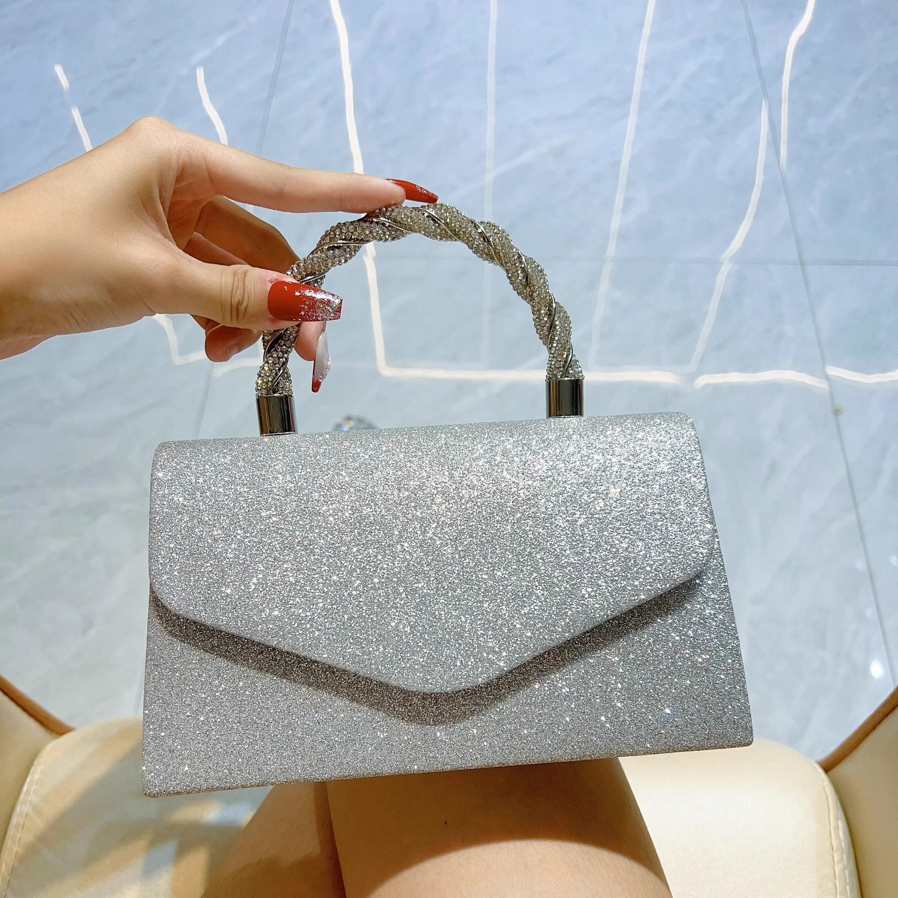 新款水钻晚宴包女士手提包