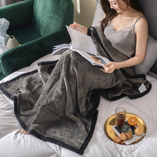 毛毯夏季 办公室午睡毯珊瑚绒空调毯学生宿舍沙发盖毯小被子 薄款