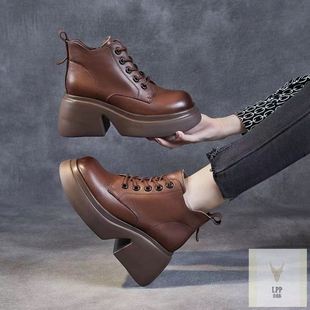 清仓2024秋冬皮鞋 百搭英伦风复古加绒增高短靴女 厚底马丁靴女时尚