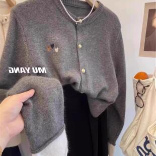 2025冬季新款羊毛开衫女爱心刺绣针织衫欧货灰色羊绒毛衣外套