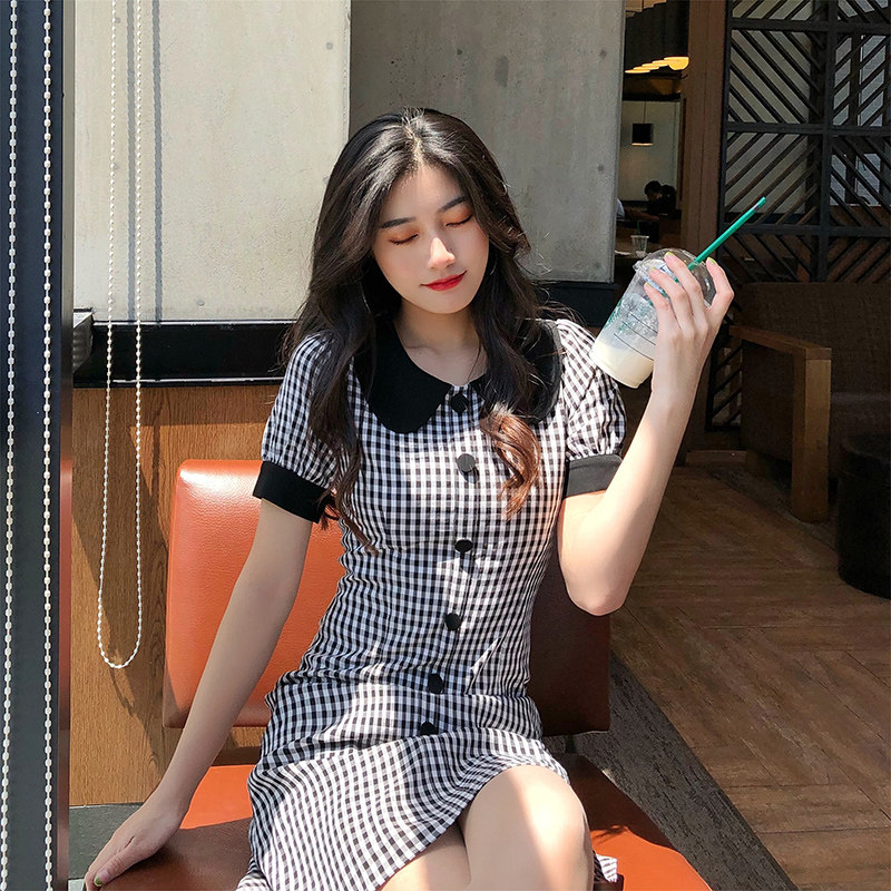 프랑스 작은 인형 칼라 체크 무늬 드레스 짧은 슈퍼 요정 2024 새로운 여름 허리 슬림 기질