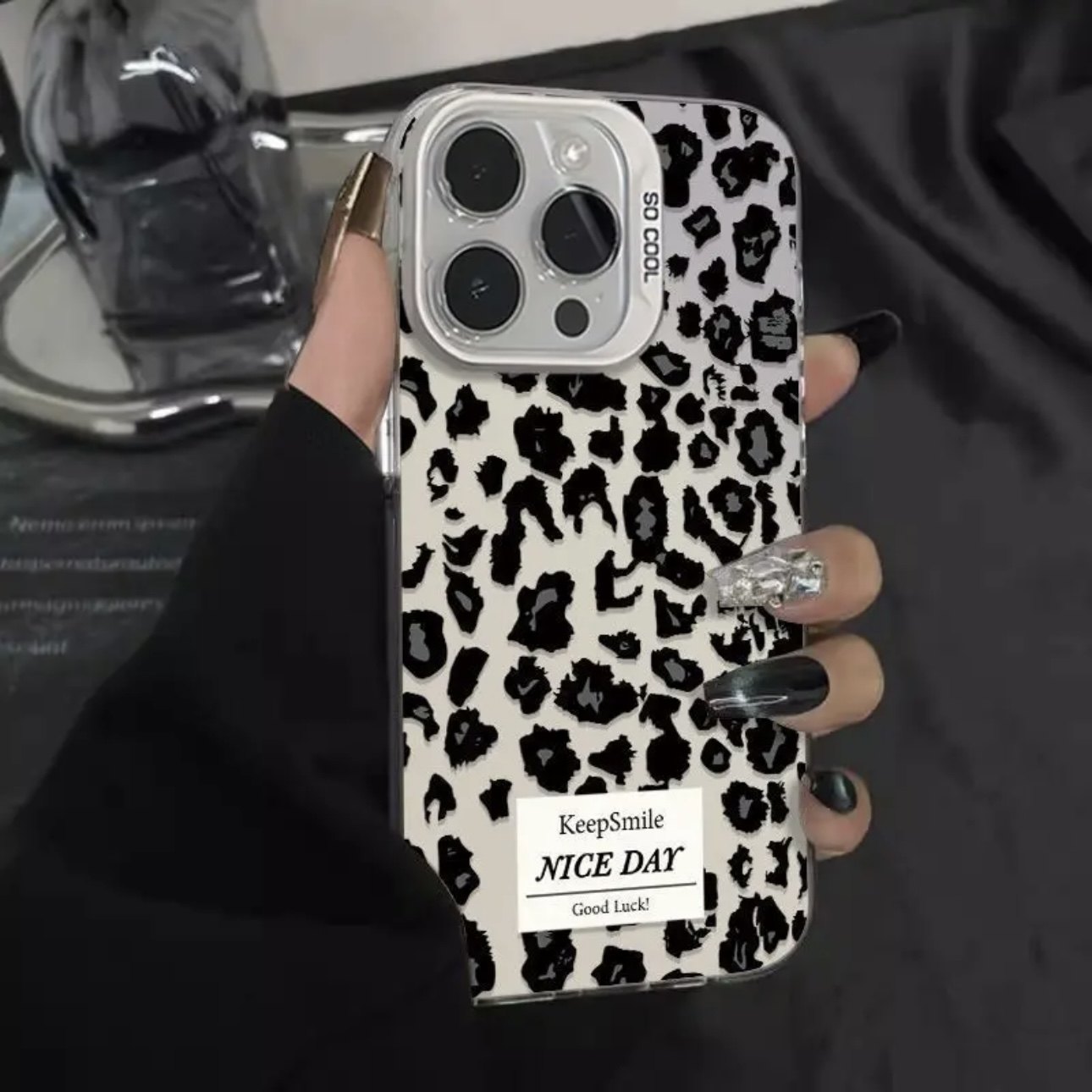 复古黑色豹纹适用苹果16pro手机壳iPhone15promax新款13/12华为P70mate60荣耀防摔11小米14彩银vivoppo高级感