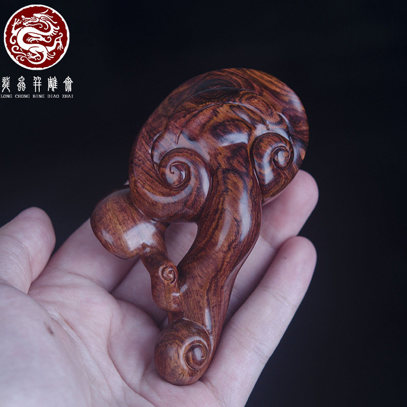 海南黄花梨紫油梨鬼脸纹灵芝手把件老料湘工雕刻男女吉祥盘玩把件